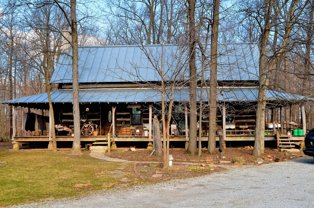 LOG HOME TRADITIONS Updated October 2024 6700 Elida Rd, Elida, Ohio