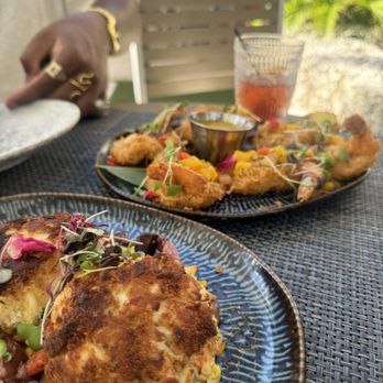 Shooters Waterfront - Crab cakes and coconut shrimp - New American Near Me - Fort Lauderdale, Florida