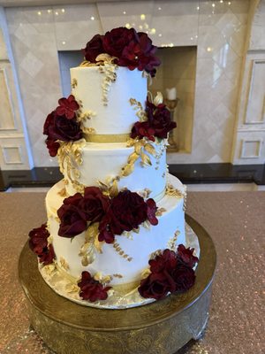 THE ROYAL CAKERY by null
