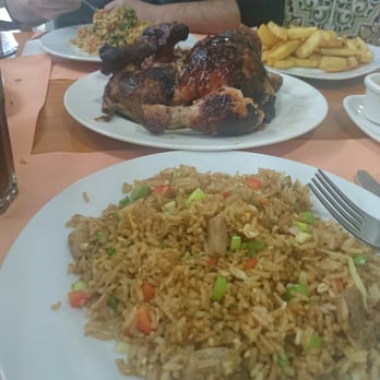 Roger's Chicken - Combo 2 con arroz chaufa - Rotisserie Chicken Near Me - Seville, SE