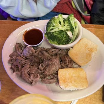 Texas Roadhouse - Pulled Pork Dinner - Steakhouses Near Me - Stroudsburg, Pennsylvania Texas Roadhouse - Pulled Pork Dinner - Steakhouses Near Me - Stroudsburg, Pennsylvania
