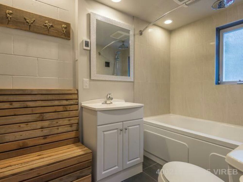 VELTMAN WOODWORKING Updated September 2024 North Vancouver, British