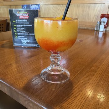 Applebee's Grill + Bar - Date nite daiquiri - American Near Me - San Antonio, Texas