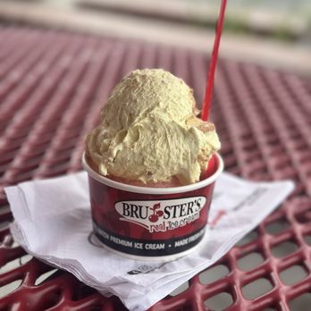 Bruster's Real Ice Cream - Southern banana pudding and strawberry - Ice Cream & Frozen Yogurt Near Me - Artesia, California Bruster's Real Ice Cream - Southern banana pudding and strawberry - Ice Cream & Frozen Yogurt Near Me - Artesia, California