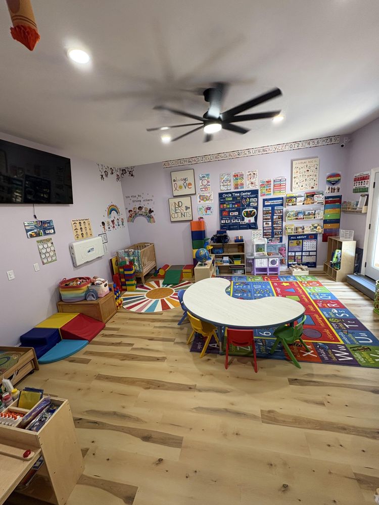 Early Bloomers Learning Academy - childcare center in Spring Hope, NC
