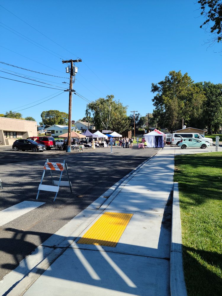 PROSSER FARMER’S MARKET Updated October 2024 902 7th St, Prosser