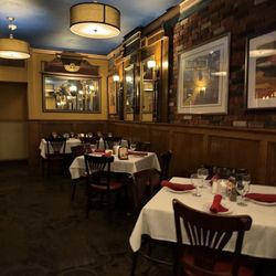 Walter's Steakhouse - Inside