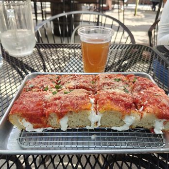 La Lanterna Restaurant & Caffe - OG Sicilian - Italian Near Me - Yonkers, New York La Lanterna Restaurant & Caffe - OG Sicilian - Italian Near Me - Yonkers, New York