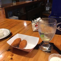 Maggie's Down Under - Jalapeño poppers.
