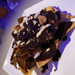 El Saźon Del Campo - Mole chips!