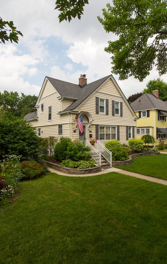 Slide of Feazel Roofing