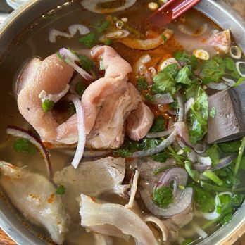 Quan Vy Da - 1. Bun Bo Hue Vy Da Dac Biet - Vietnamese Near Me - Westminster, California Quan Vy Da - 1. Bun Bo Hue Vy Da Dac Biet - Vietnamese Near Me - Westminster, California