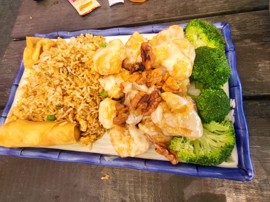 Golden Lake Eatery by null