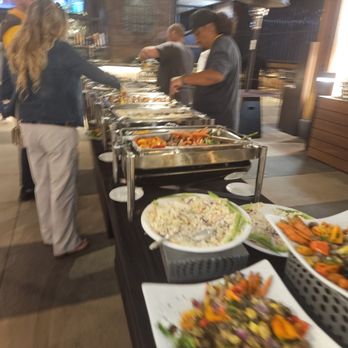 Baron Long Bar & Grill - Buffet for players - Burgers Near Me - Alpine, California