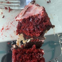 Miriam's Cakes - Red velvet cake texture
