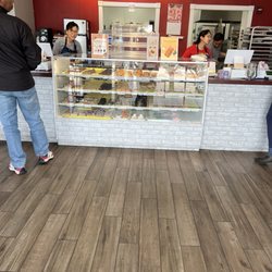 Sara Donut