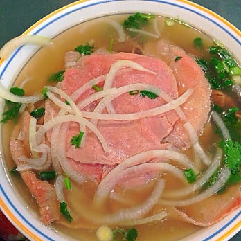 Pho Bang - #25 Large Pho with fresh eye of round and brisket $7.25 - Vietnamese Near Me - Elmhurst, New York Pho Bang - #25 Large Pho with fresh eye of round and brisket $7.25 - Vietnamese Near Me - Elmhurst, New York