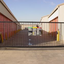 U-Haul Moving & Storage at Harry Hines Blvd