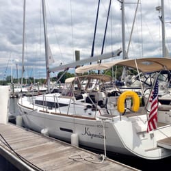 Bluenose Yacht Charters - The one year old 40" Jeanneau we chartered from Bluenose Yacht Charters.
