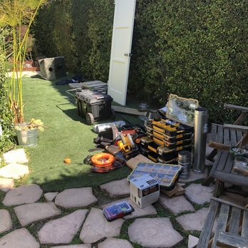 SmartMoves Heating/AC and Electrical - Staging his equipment - Heating & Air Conditioning/HVAC Near Me - Los Angeles, California SmartMoves Heating/AC and Electrical - Staging his equipment - Heating & Air Conditioning/HVAC Near Me - Los Angeles, California