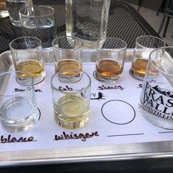 Fraser Valley Distilling - 2 tequilas + 4 bourbons flight - Distilleries Near Me - Fraser, Colorado Fraser Valley Distilling - 2 tequilas + 4 bourbons flight - Distilleries Near Me - Fraser, Colorado