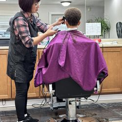 Sunny's Salon and Barber