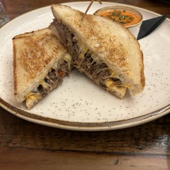 Craft House At Corque - Braised beef and grilled cheese - New American Near Me - Solvang, California