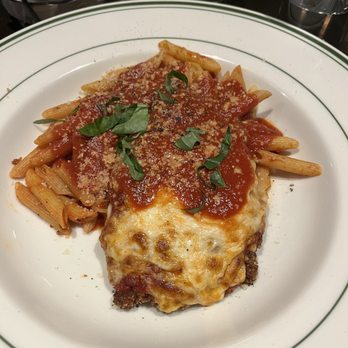D'Vino - Chicken parmesan - Italian Near Me - Madison, Wisconsin