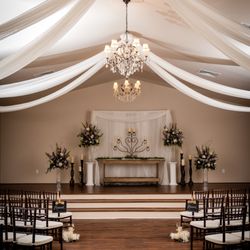 Angel Mountain Events - Wedding ready with amazing floral decor