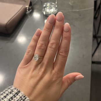 Anthony Vince Nail Spa - Nail Salons Near Me - Brookfield, Wisconsin