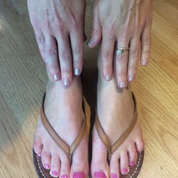Tangles Salon