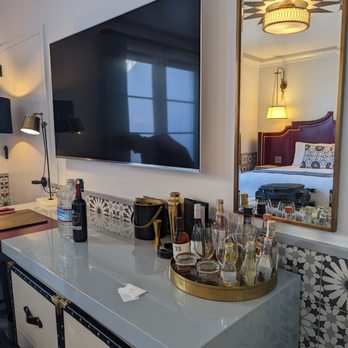 Hotel Californian - Hotels Near Me - Santa Barbara, California Hotel Californian - Hotels Near Me - Santa Barbara, California