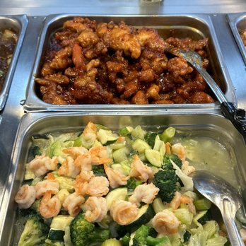 Little Beijing - Shrimp chop suey & pepper chicken - Chinese Near Me - Riverside, California