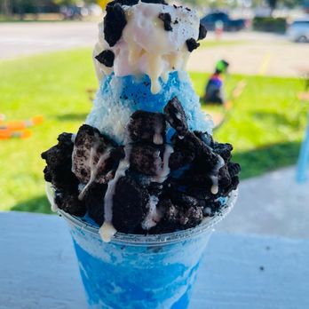 Frutties Munchies - a cup of ice cream with a cow on top - Desserts Near Me - Pasadena, Texas Frutties Munchies - a cup of ice cream with a cow on top - Desserts Near Me - Pasadena, Texas