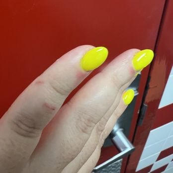 Diva Nail & Spa - Didn't have these before and didn't notice until after I left and washed my hands - Nail Salons Near Me - Beaverton, Oregon