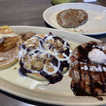 Snooze, an A.M. Eatery - Pancake Flight Pineapple Upside Down Pancakes Pancake of the Day Blueberry Danish Pancakes - Breakfast & Brunch Near Me - Austin, Texas Snooze, an A.M. Eatery - Pancake Flight Pineapple Upside Down Pancakes Pancake of the Day Blueberry Danish Pancakes - Breakfast & Brunch Near Me - Austin, Texas