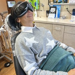 Lemme Dental Studio - The thick, cozy blanket felt great and the warming eye massager was so gentle and comforting! Perfect after a full day's work!