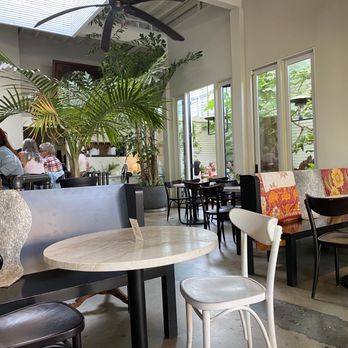 Bar Vacilando - Interior, there is a small patio. - Cocktail Bars Near Me - Seattle, Washington