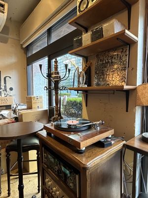 GLITCH COFFEE & ROASTERS by null