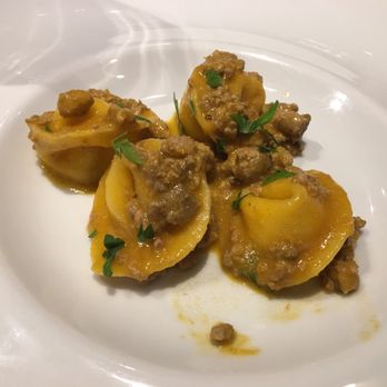 Estro - Tortelli with duck ragout - Wine Bars Near Me - Venezia, VE