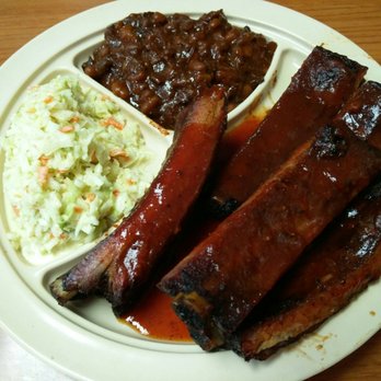 Interstate Barbecue - Pork ribs (large order 5 ribs) with 2 sides $11.00 - Barbeque Near Me - Memphis, Tennessee