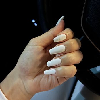 The Beauty Bar Midtown - These are my natural nails!! I started doing Apres, as recommended, until they grew long. Now, we do structure gel. - Hair Salons Near Me - Miami, Florida The Beauty Bar Midtown - These are my natural nails!! I started doing Apres, as recommended, until they grew long. Now, we do structure gel. - Hair Salons Near Me - Miami, Florida