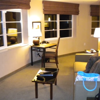 Silver Cloud Hotel - Seattle Broadway - Suite Room (there is also a TV out here and in the room) - Hotels Near Me - Seattle, Washington Silver Cloud Hotel - Seattle Broadway - Suite Room (there is also a TV out here and in the room) - Hotels Near Me - Seattle, Washington