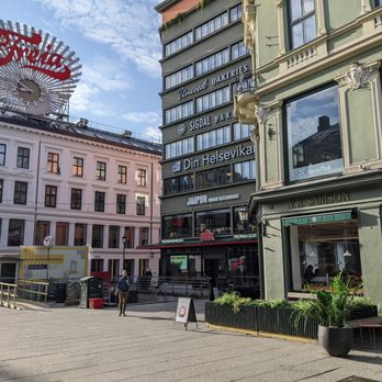 W.B. Samson - Egertorget - @endoedibles on Instagram 09/01/23 - Bakeries Near Me - Oslo, 03 W.B. Samson - Egertorget - @endoedibles on Instagram 09/01/23 - Bakeries Near Me - Oslo, 03