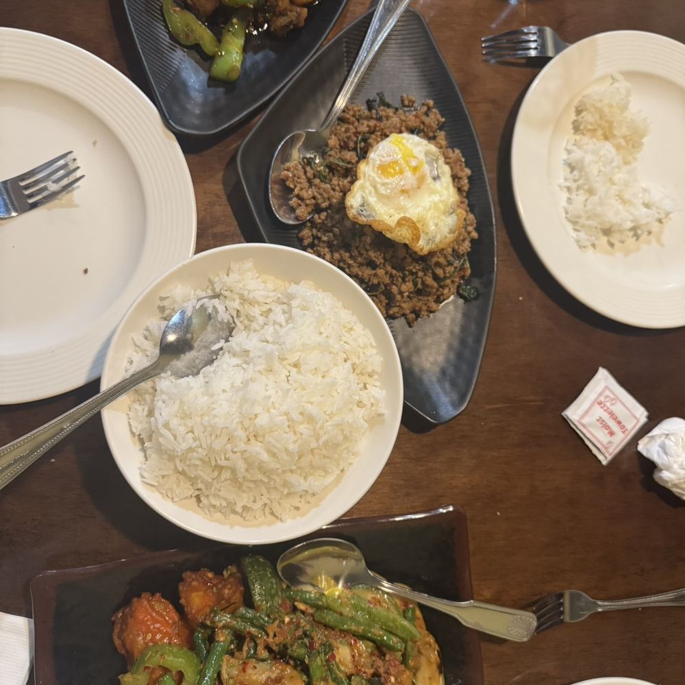 Khao Yai Thai Kitchen - Thai Near Me - Beaverton, Oregon