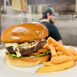 Murphy's Restaurant & Lounge - Black and Blue Burger