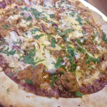 Yard House - Bbq chicken pizza thin crust - New American Near Me - Troy, Michigan Yard House - Bbq chicken pizza thin crust - New American Near Me - Troy, Michigan