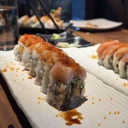 Delicious sushi! Fresh fish and original combinations that make this spot a must-try; get the Spicy Tina!