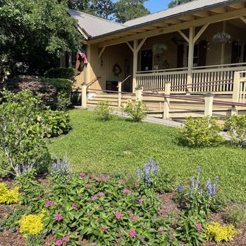 Lawton Stables - House where you book pony and trail rides - Horse Boarding Near Me - Hilton Head Island, South Carolina