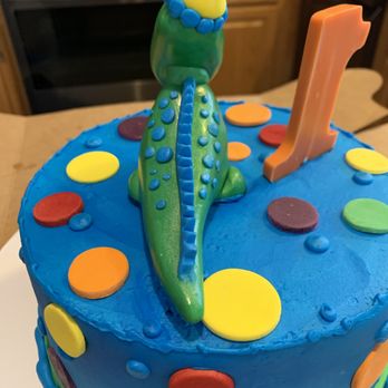 Borrelli's Pastry Shop - Bakeries Near Me - Coventry, Rhode Island